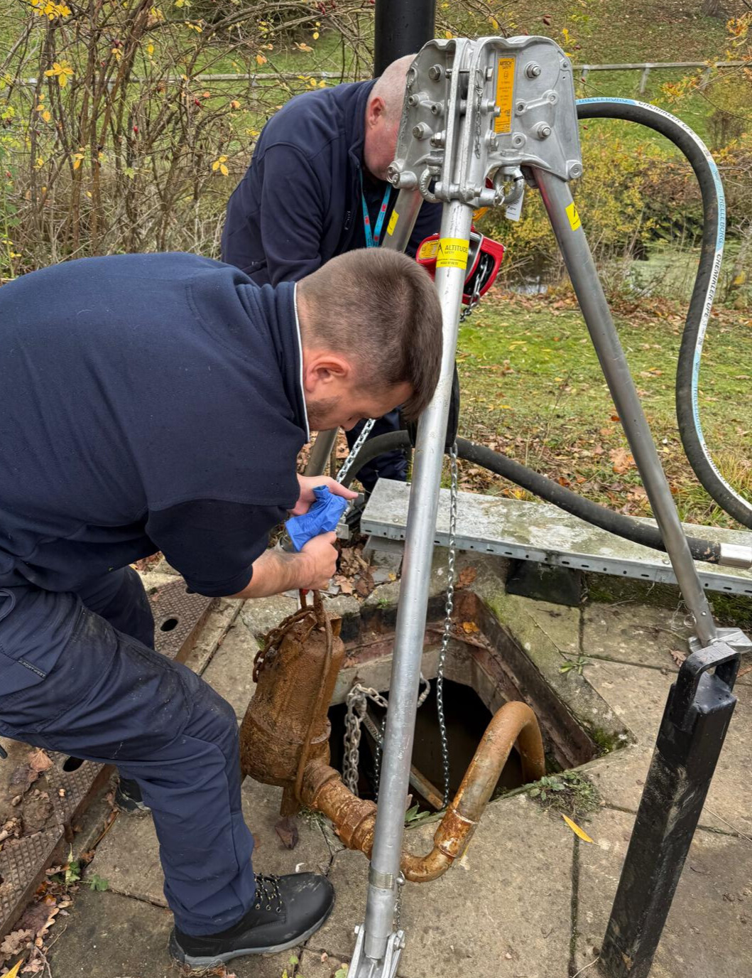 pump service engineers